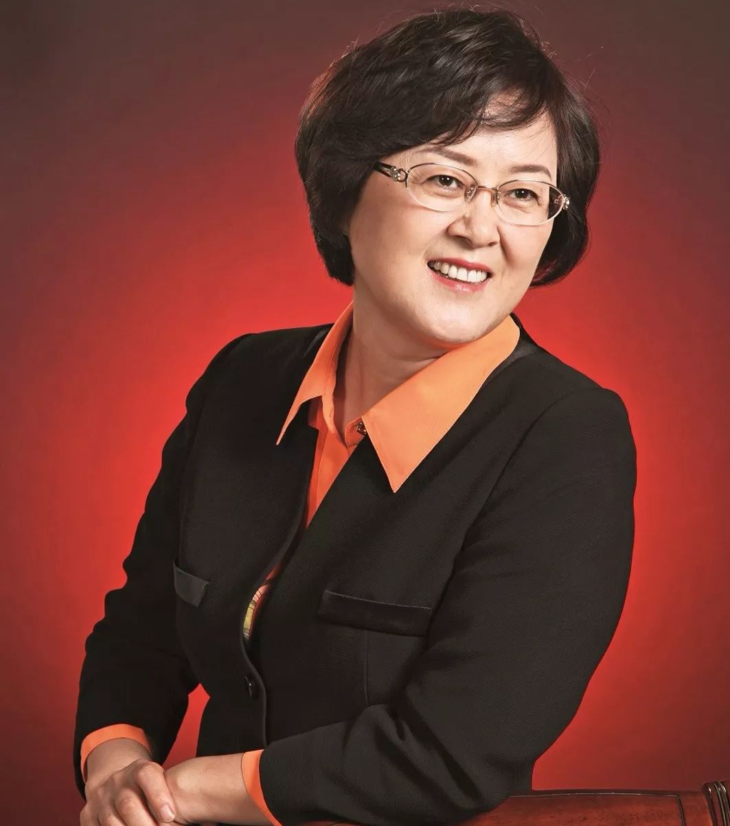 变身购物中心,百荣如何迎接转型新战事_王丽华