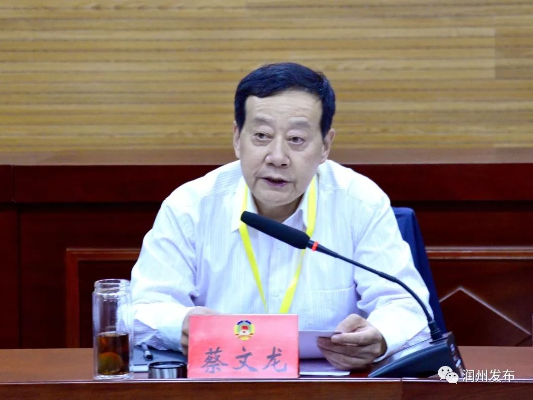 要闻区政协委员视察省级健康促进区创建工作