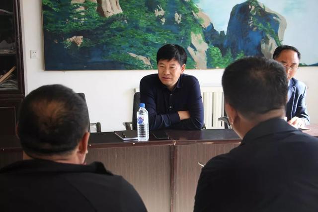 乾安县县长杜彬在人字村调研时强调开拓视野强化担当抱团取暖合力致富