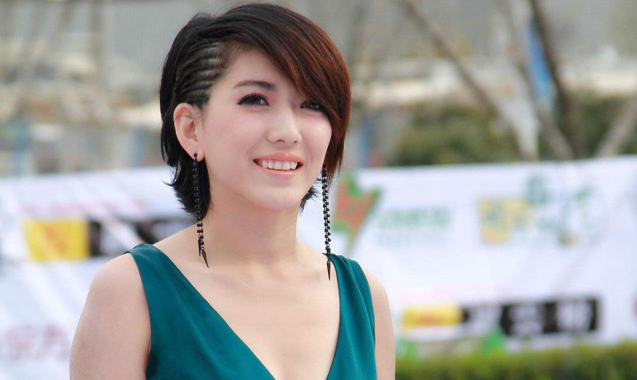 网曝昔日快女季军刘忻参加选秀网友调侃35岁能做选手妈妈