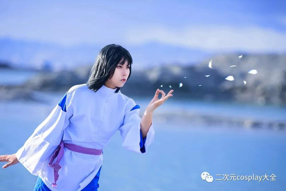 千与千寻琥珀川千寻cos青海湖敦煌一线这意境好美
