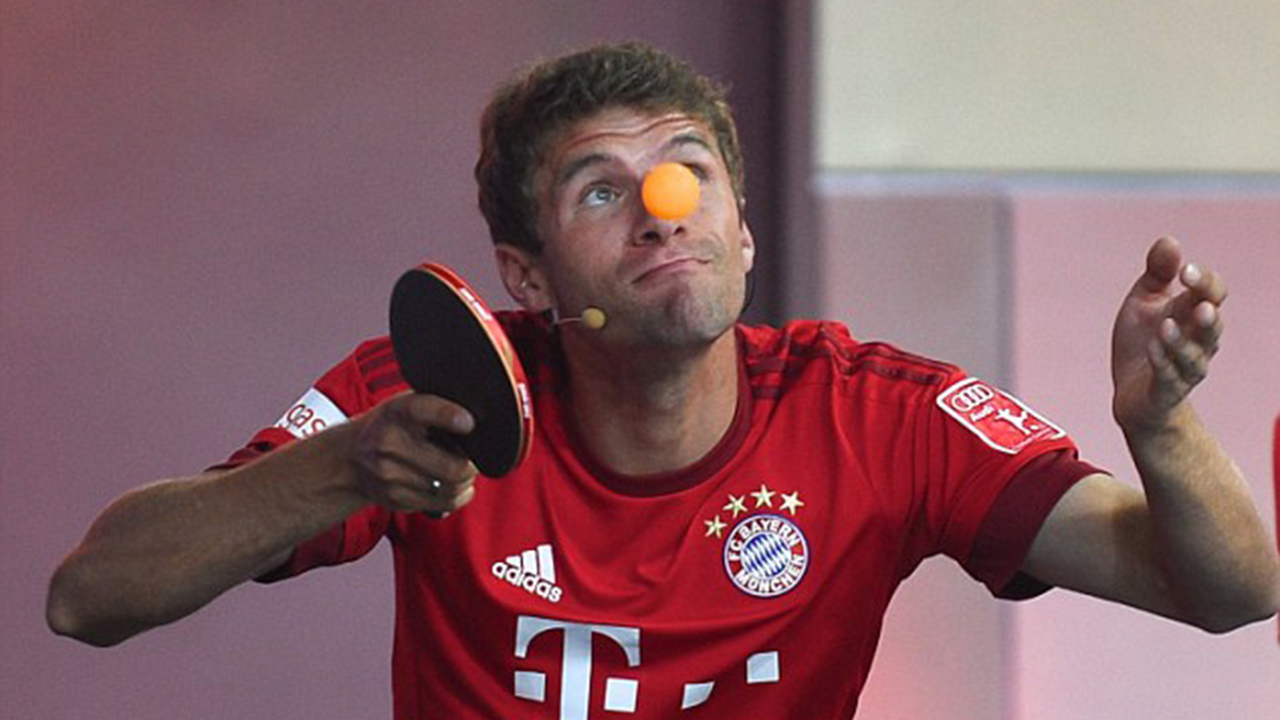 有趣的灵魂万里挑一穆勒是拜仁名副其实的大逗比