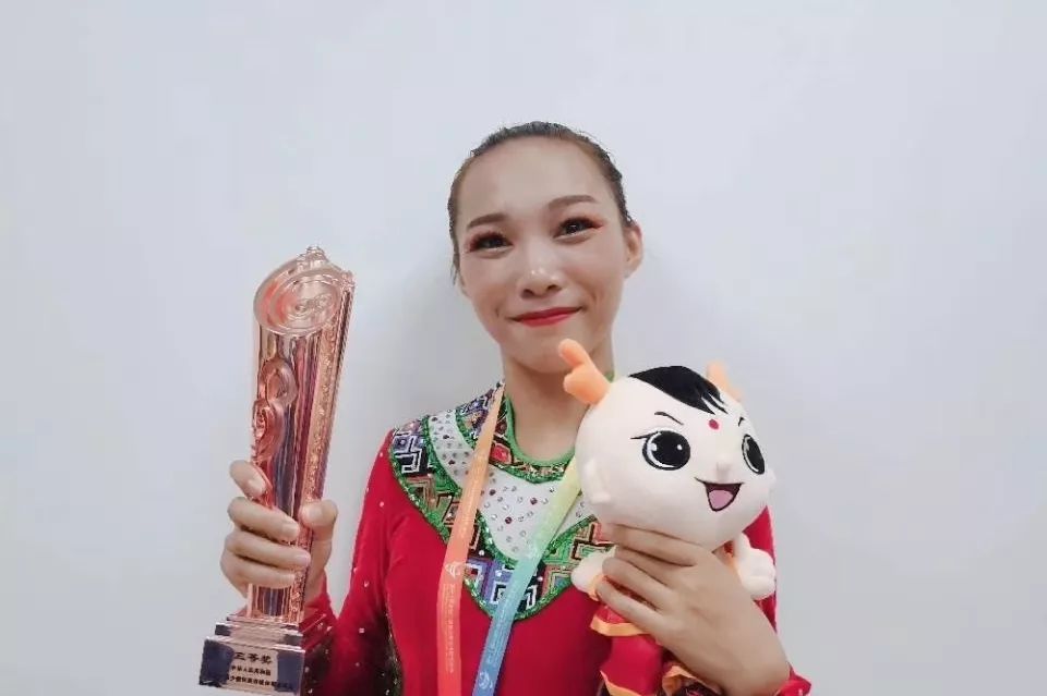 青春正当时丨李肖娟一路向前莫问前程