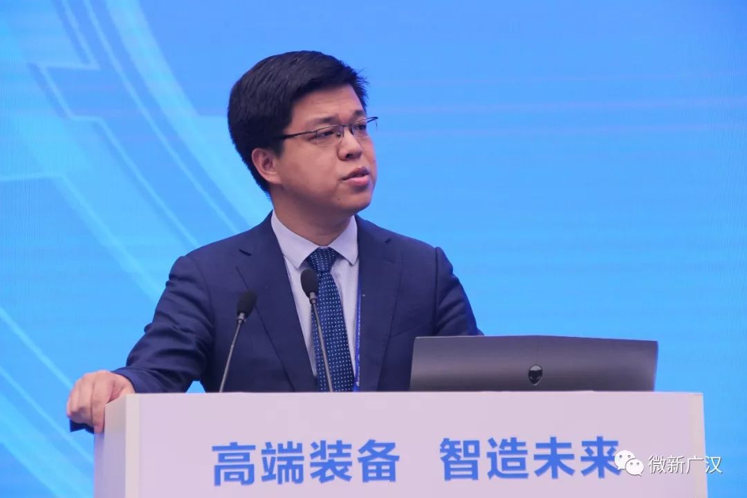 围堆堆各界大佬亮相四川装备智造国际博览会平行分论坛