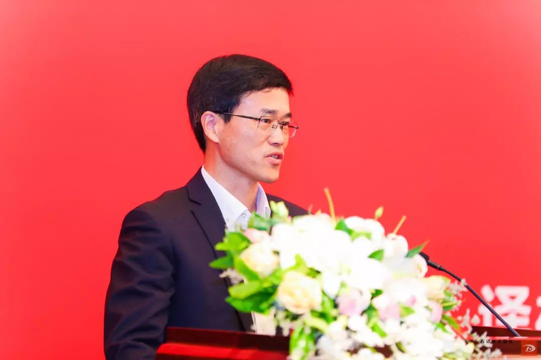 酒泉市委常委,敦煌市委书记陈炎人在发言中说:敦煌的老百姓都以这个在