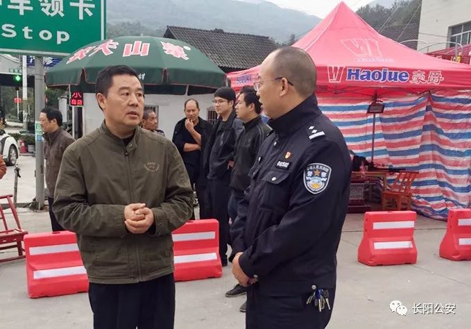10月以来,宜昌市公安局党委委员,副局长熊显耀,副局长赵正东,政治部
