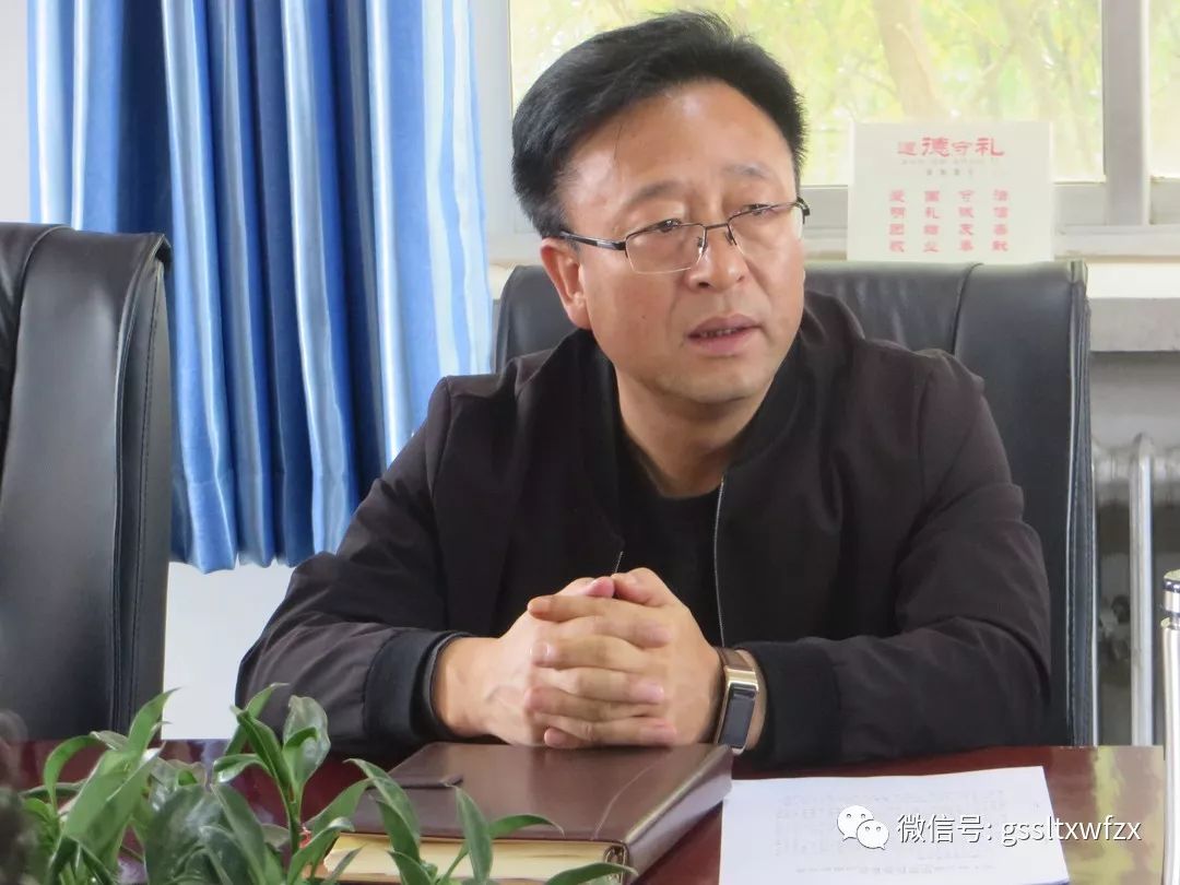 深入调研促进发展精心谋划开拓新局教育局领导调研我校侧记