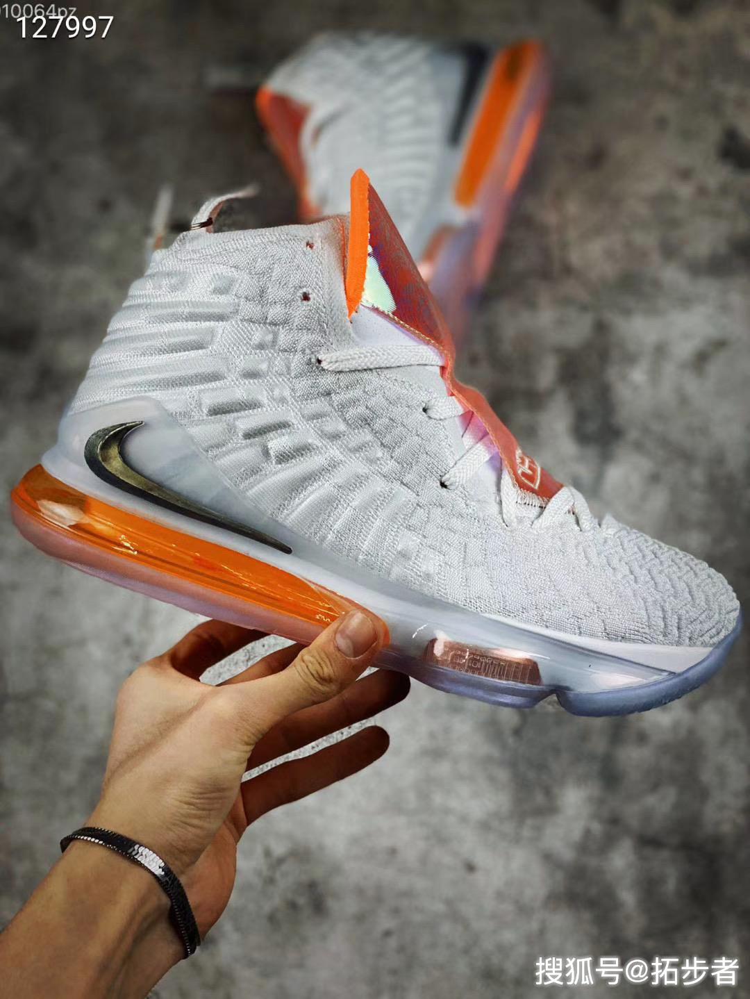 nikelebronxvii勒布朗詹姆斯17代详细实拍鉴赏