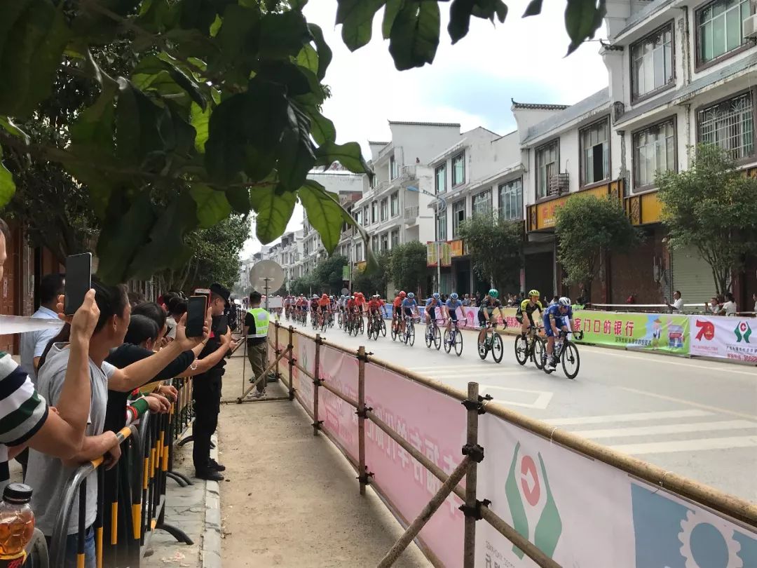 永福县检察院圆满完成环广西公路自行车世巡赛-永福赛段安保任务