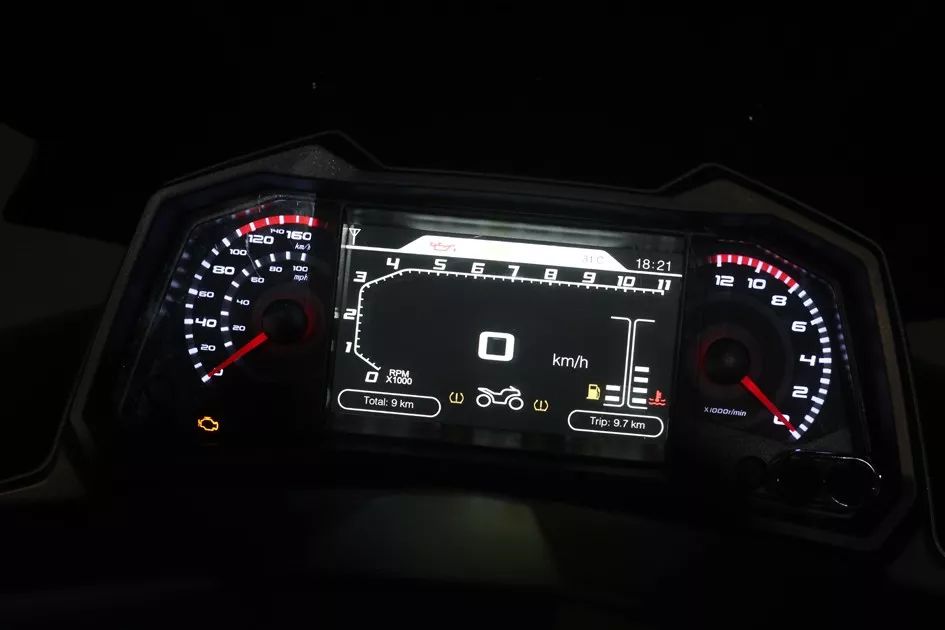 龙嘉vmax300i丨破风直袭