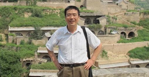 电视连续剧《一马三司令》编剧王强周村区融媒体中心记者也对小周哥不