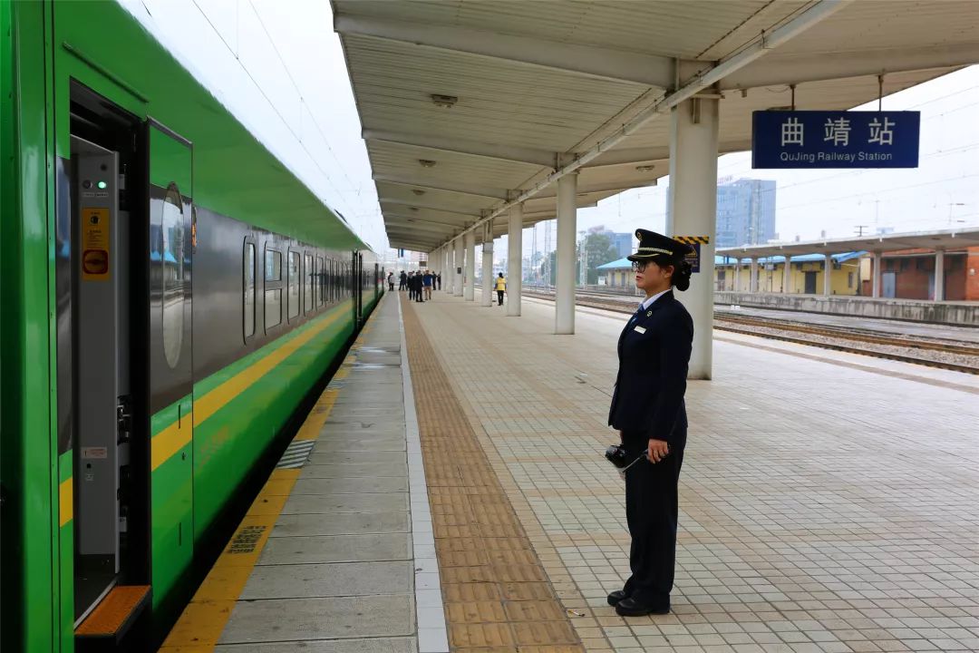 昆明——曲靖——宣威有种担当,叫回家我拉您图片 / 许津铭制作 / 吴