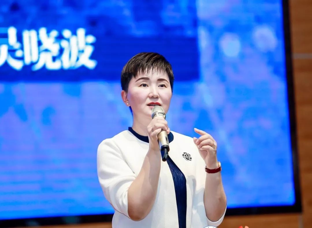 回顾|华为"枪林弹雨中成长"全国公益讲座桂林理工大学站_林睿琦