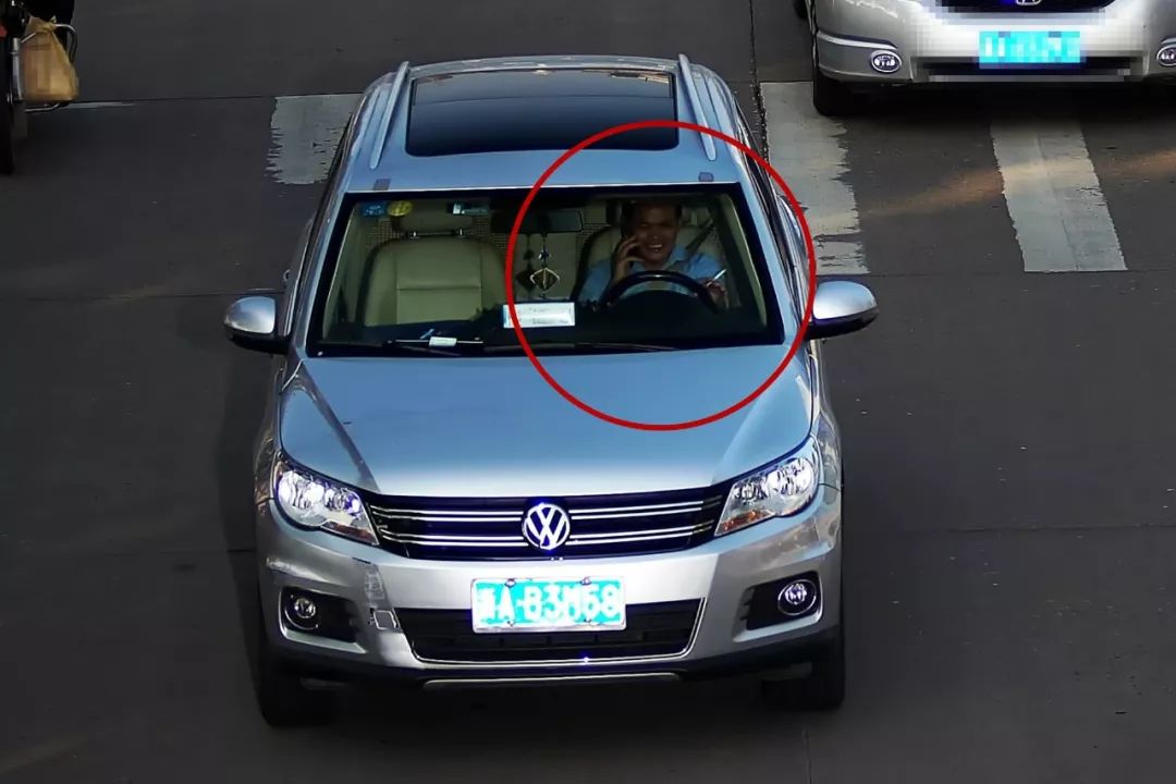 人脸车牌曝光来看看谁被拍了