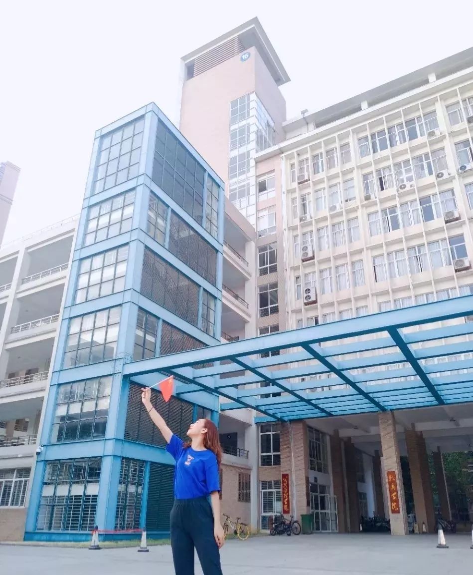 青春正当时丨李肖娟一路向前莫问前程