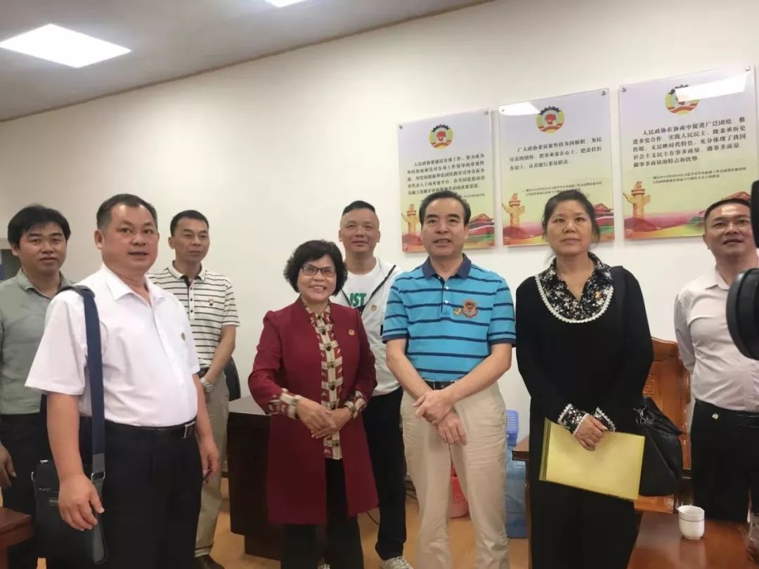 广宁县江屯镇政协委员工作室揭牌成立