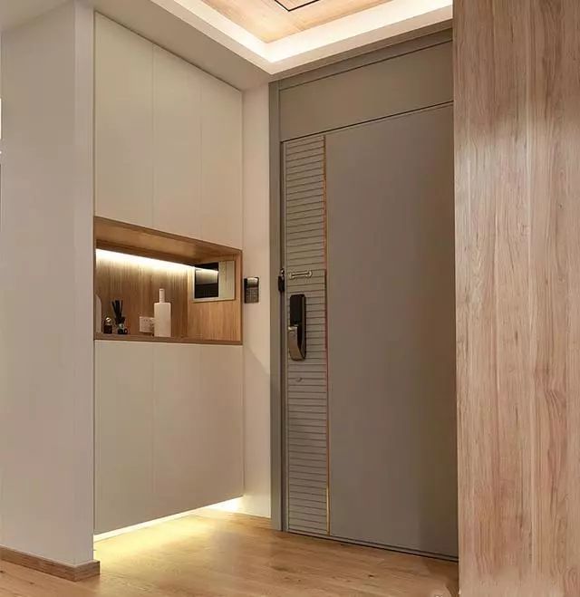 衣柜灯带其实在很多家庭设计衣柜的时候,就已经考虑了灯带的装饰.