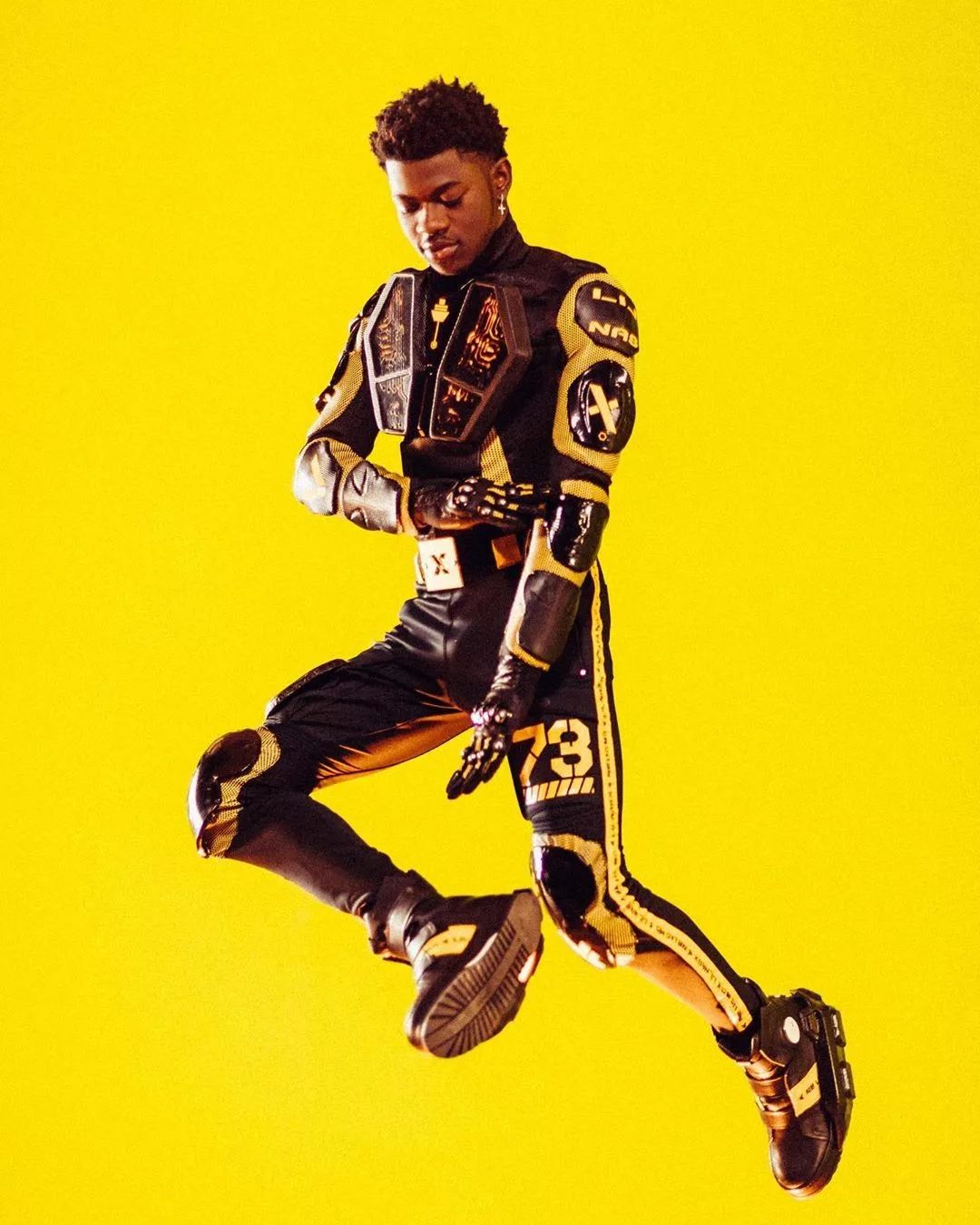 lilnasx创造史上最快破钻石销量的记录