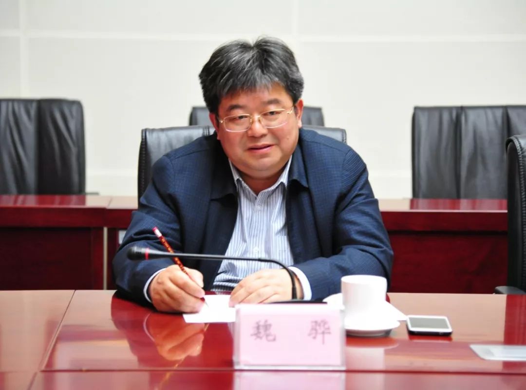 新站高新区召开不忘初心牢记使命主题教育征求意见座谈会