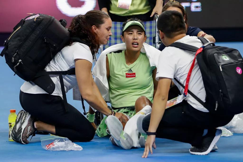 原创捧杀只会毁掉一个努力打球的女孩王蔷的痛其实我们都懂