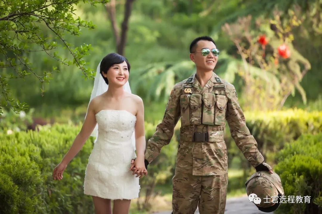 一半的她妻子赵倩曾经也是一名军人退伍后考上了研究生为啥选择了王涛