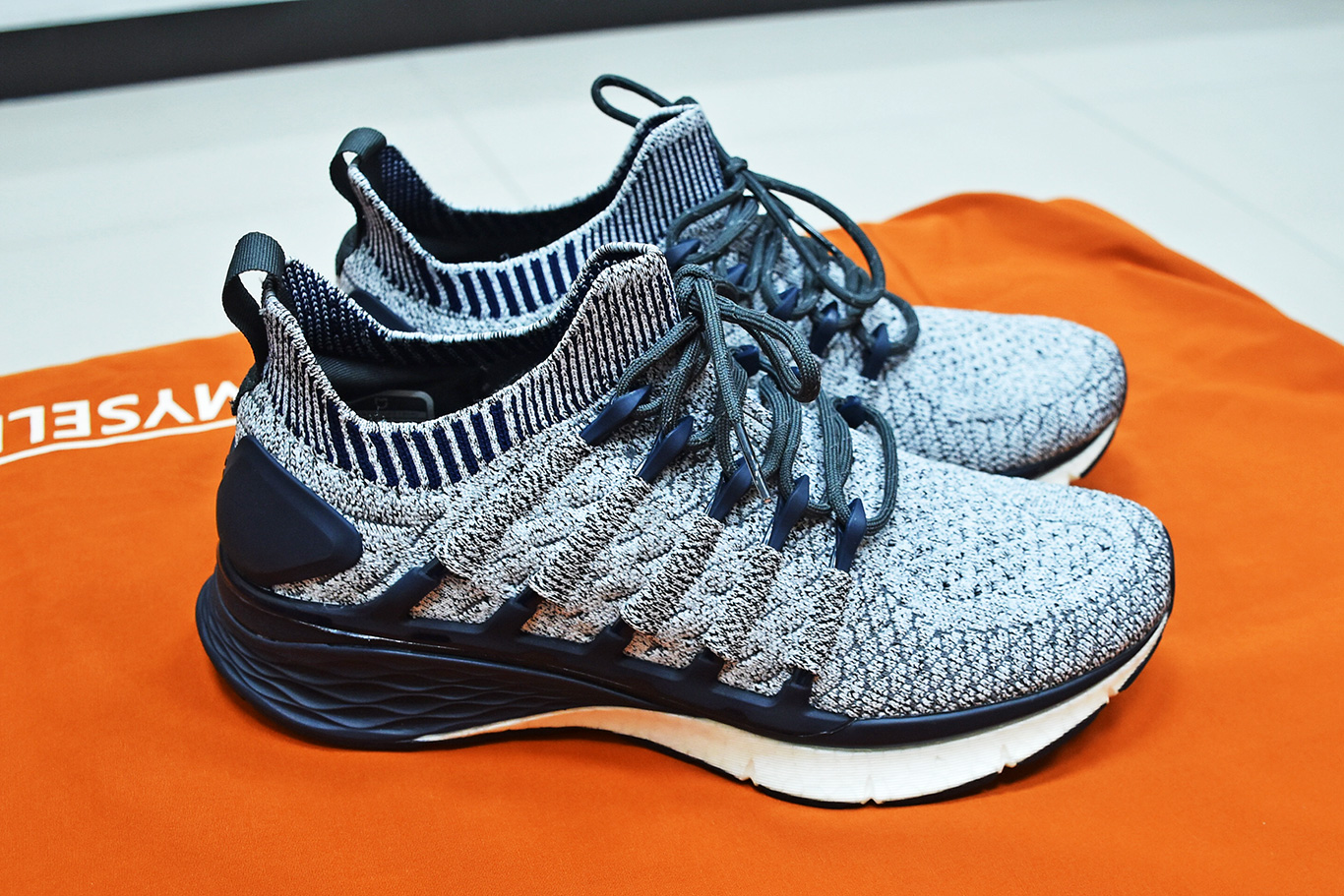 多重黑科技于一身米家运动鞋3让你不走寻常路