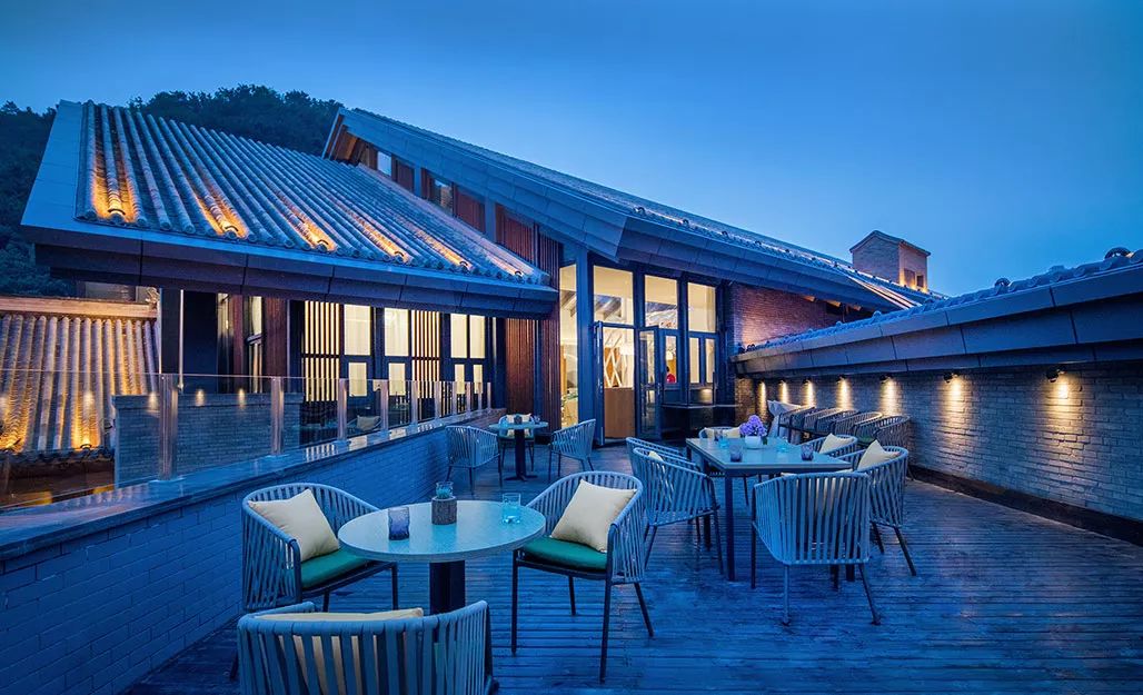 为时髦度假而生的悦榕潮牌亚洲首秀开到长城脚下双十一预售奢享皇家