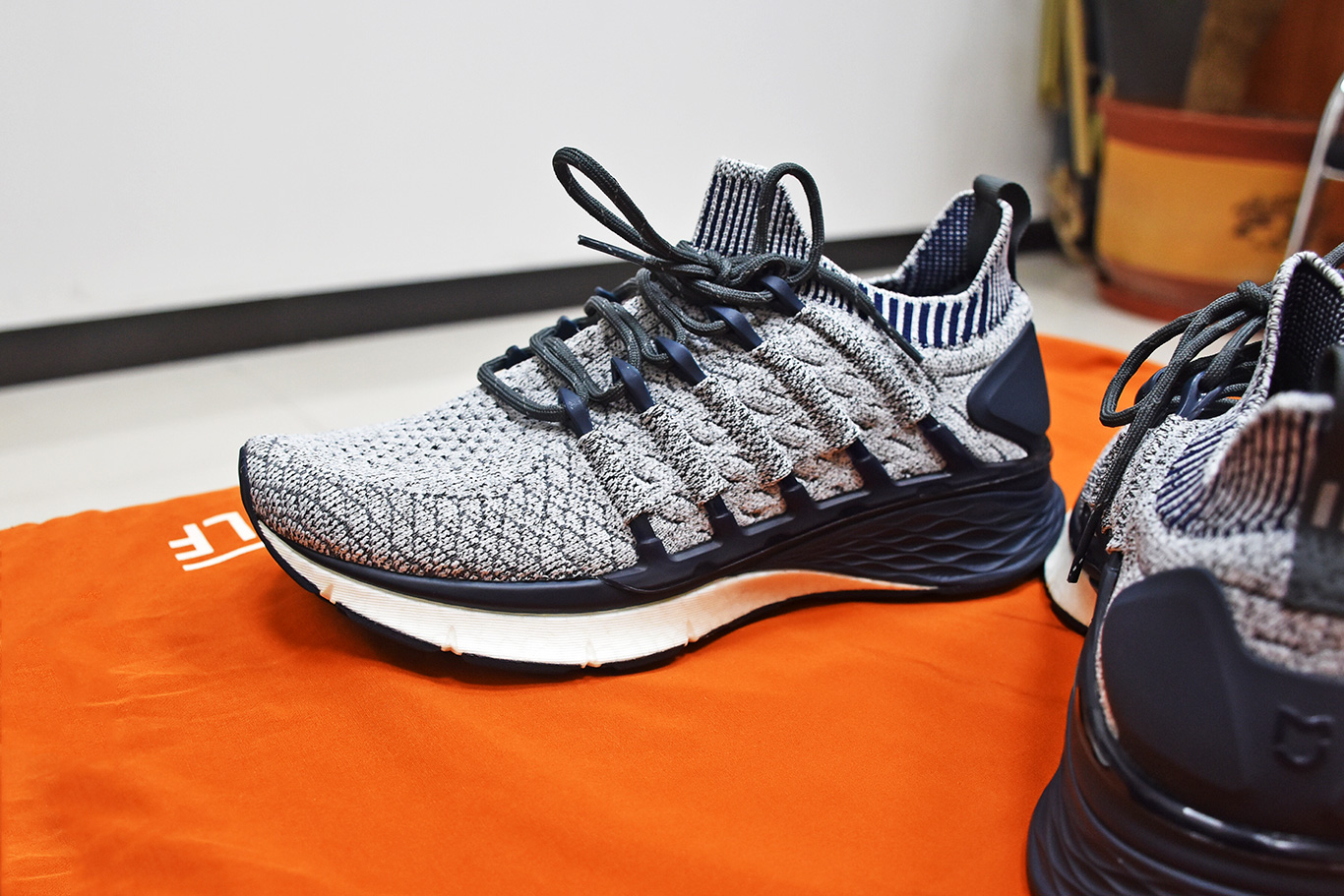 多重黑科技于一身米家运动鞋3让你不走寻常路