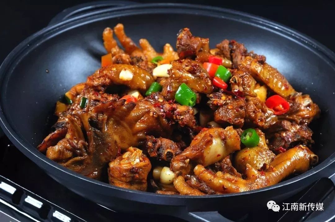 金松滋:让卸甲坪山歌火起来