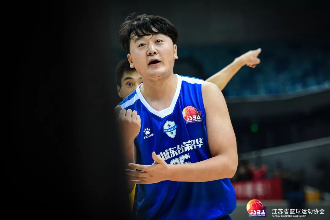 苏超联赛总决赛铁牛张鸿林火线归来爆冷输球前cba四川金强张振虎34分