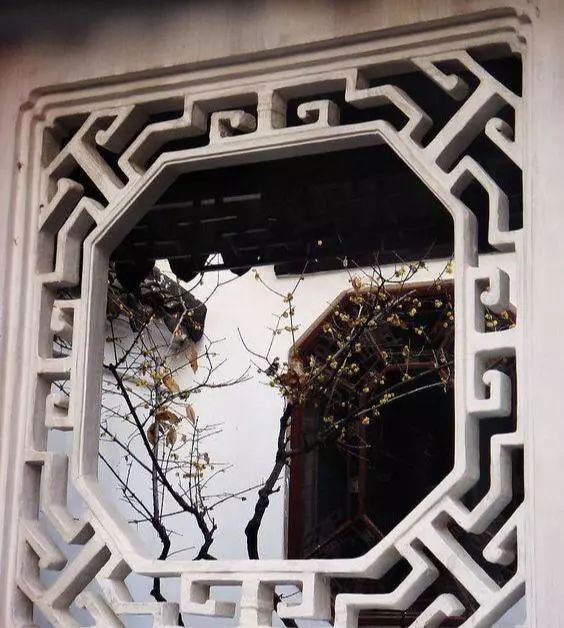 文旅分享中式花窗简单的一角也可呈现无数种美
