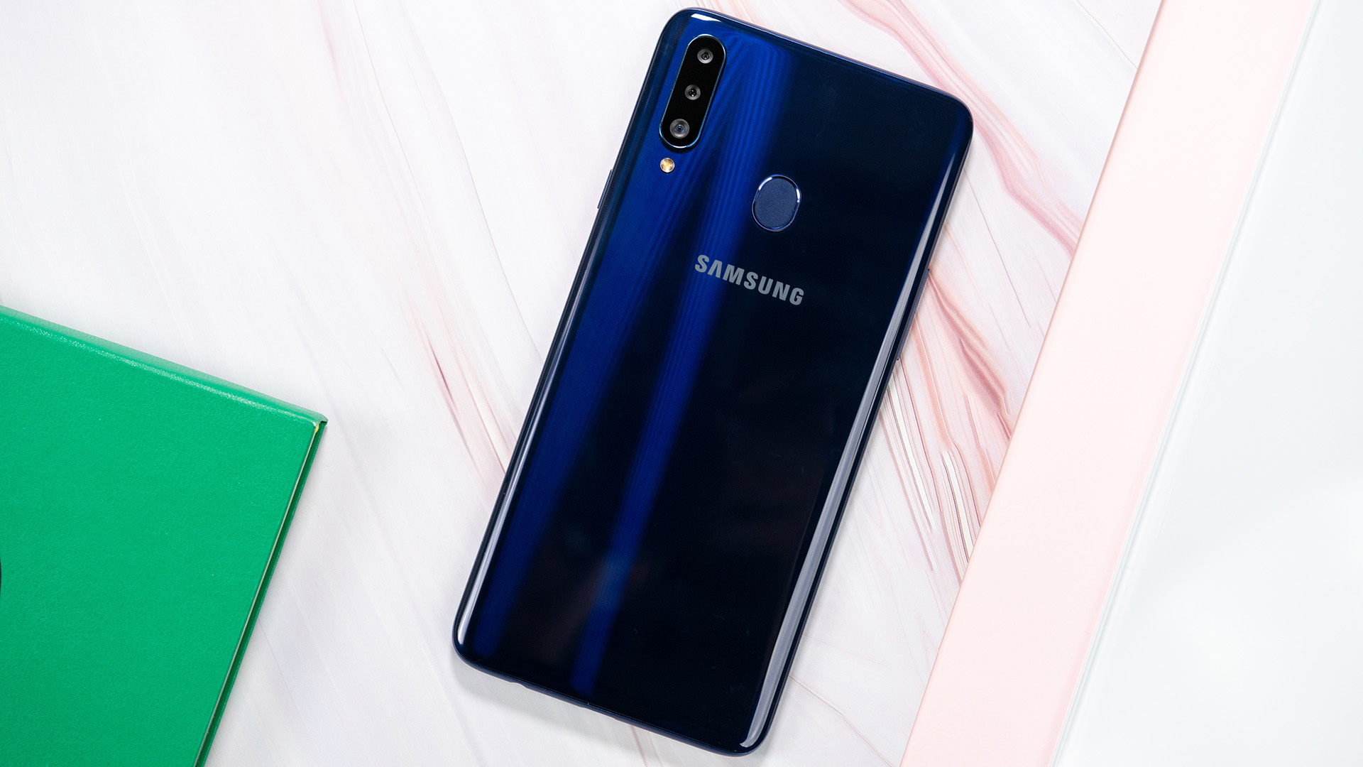 千元实惠之选:三星galaxy a20s图赏