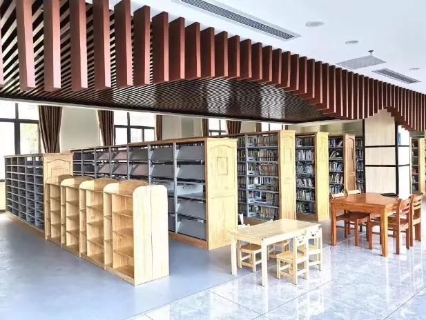 多功能报告厅,中文图书外借室,广东省流动图书馆南雄分馆,电子阅览室