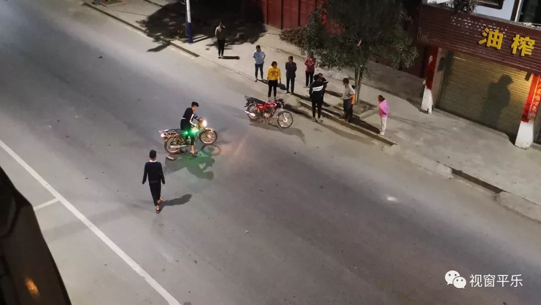 实拍丨桂林鬼火少年又出事被摔出二三十米远现场视频曝光