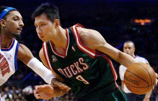 原创八村塁nba首秀14分10篮板,那姚明,易建联和周琦呢?