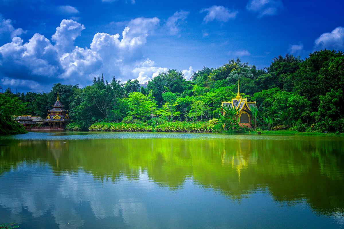 中國旅遊景區大全之曼聽公園