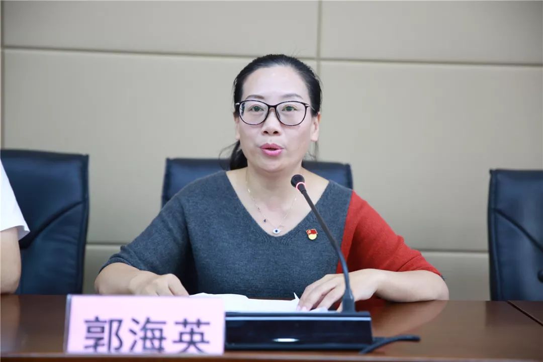 一片红心在身 党的精神牢记 ——市中等职技校举行