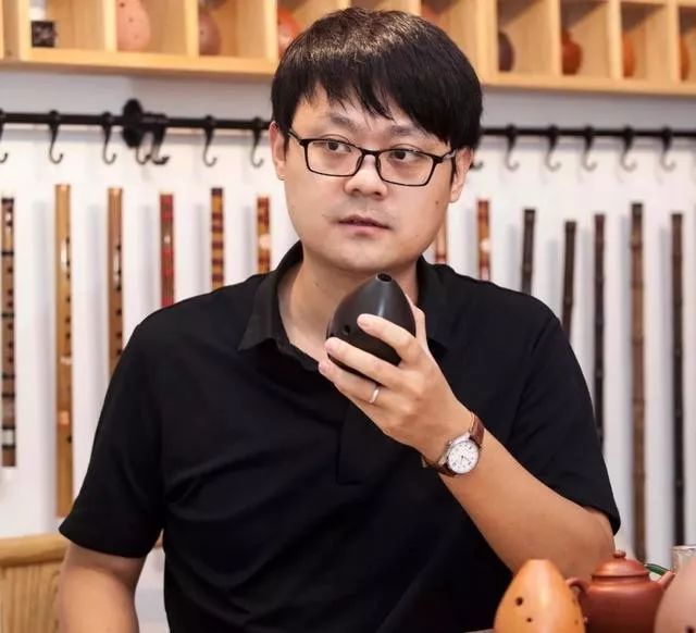 我县青年音乐家崔涛研制乐器再获国家专利