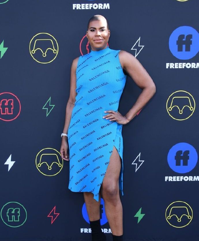 看看谁来了ej酱最新照曝光网友很妖很美