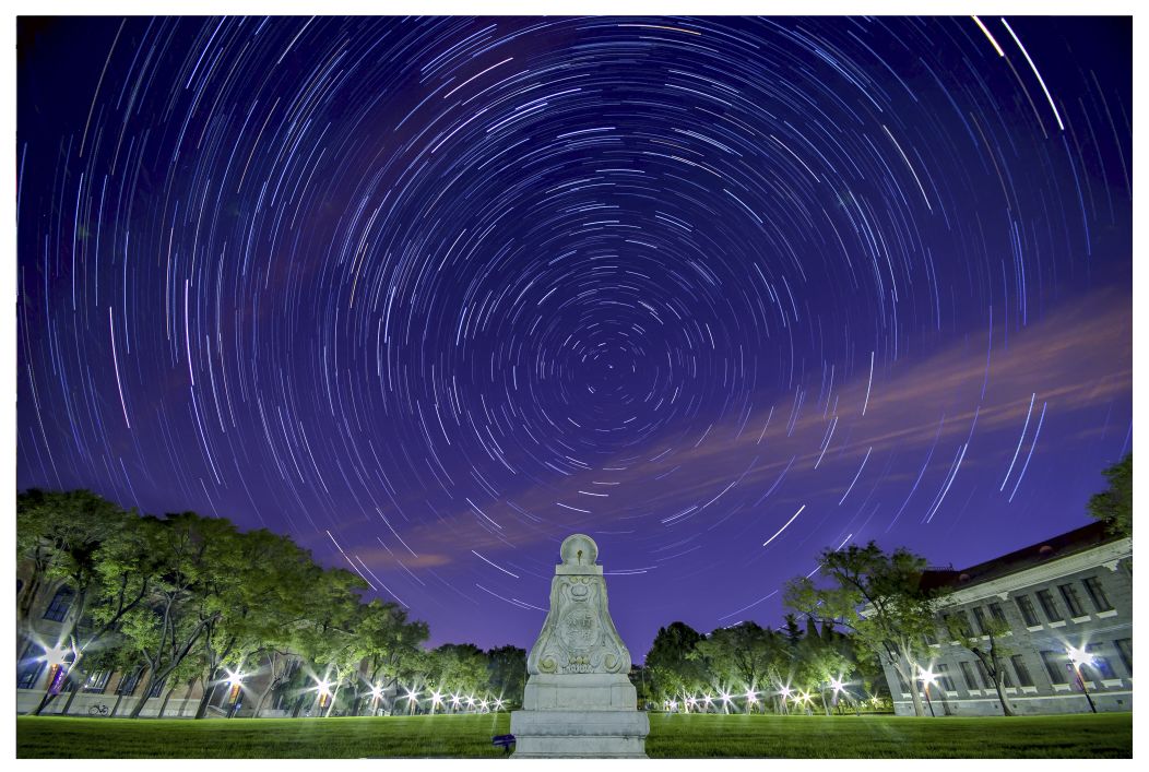 《我们的清华》每周图片展_日晷