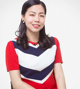 将小日子过的简单却温馨,今年,这个小家庭迎来了新变化——肖卓作成为