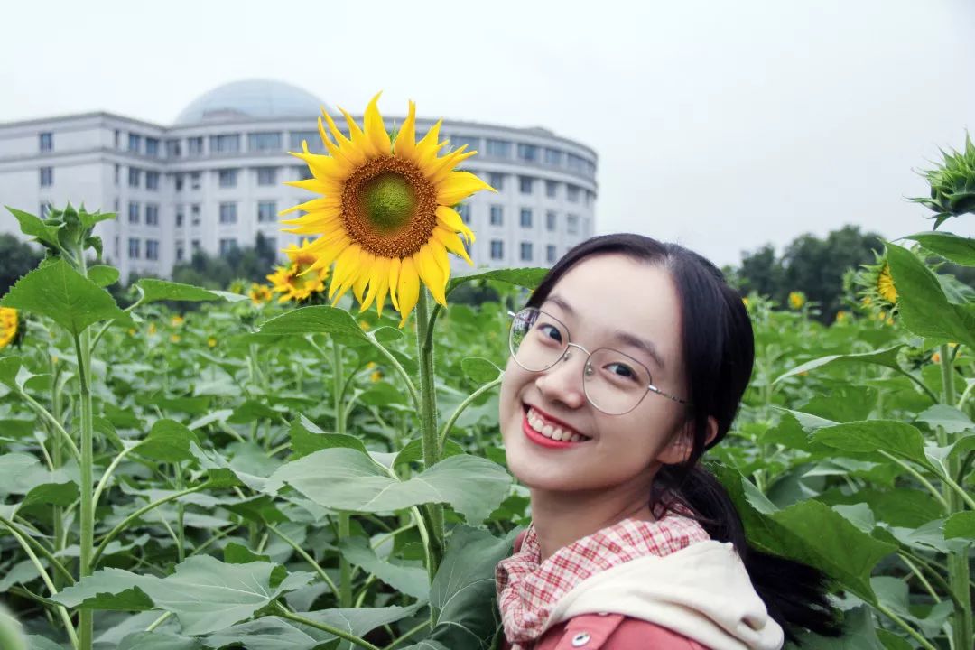 学生国家奖学金个人荣誉李嘉怡,女,2018级管理学院财务管理专业学生