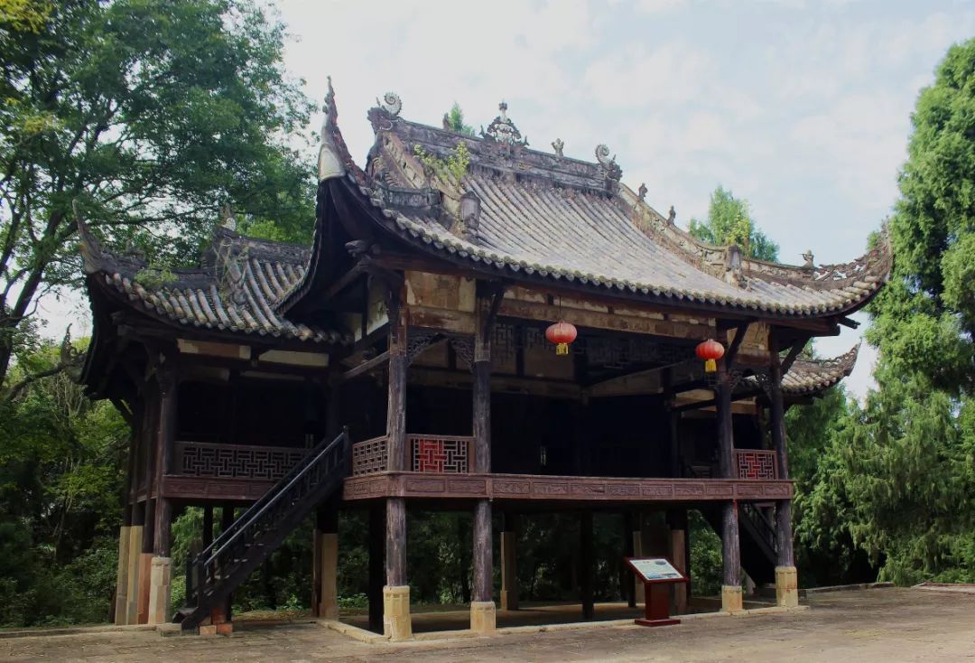 仙儿寻游清代建筑与壁画艺术的宝库马鞍寺