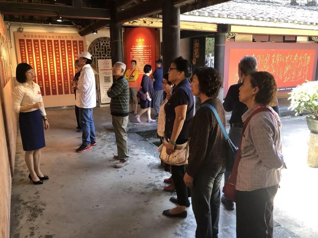 的嘉宾有:陈 松(任远芳),武盛源,罗 箭,邓 运,韦肖毅,黄 晴,俞慈声,周