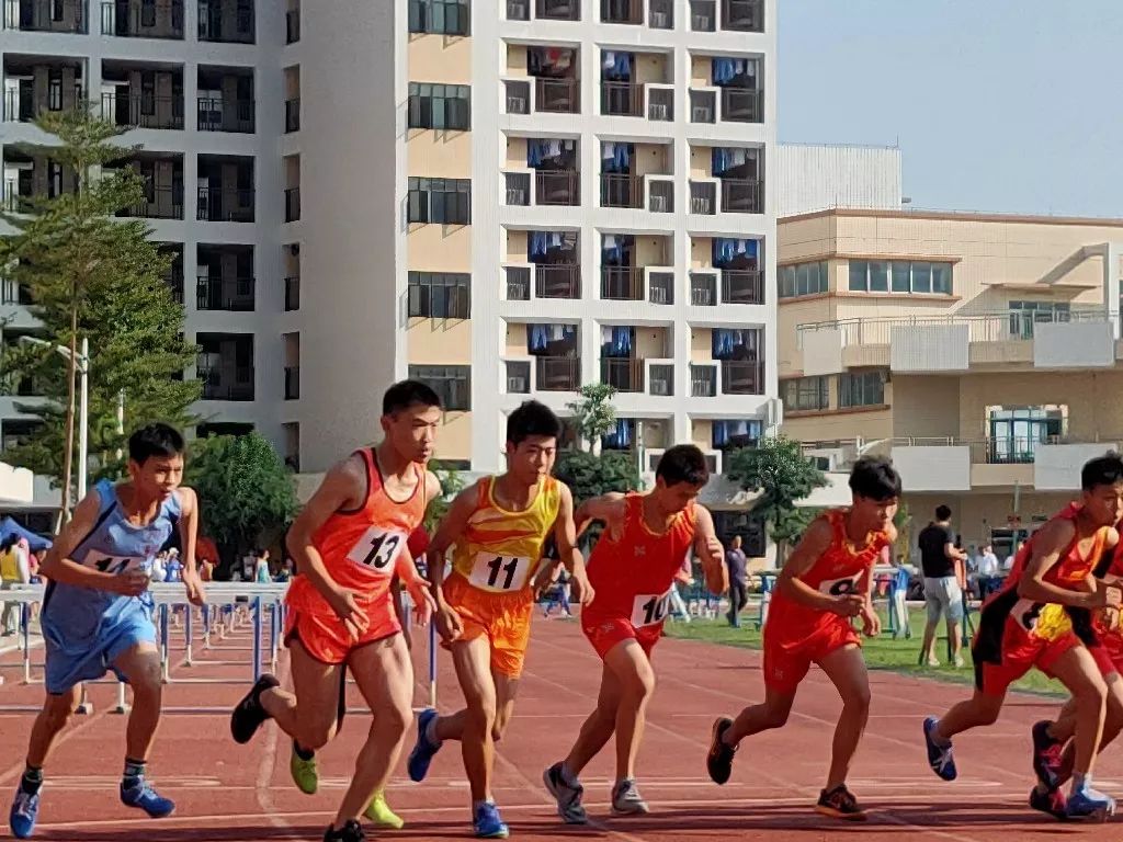 喜讯:平洲二中田径队参加桂城街道中小学田径运动会再创佳绩!