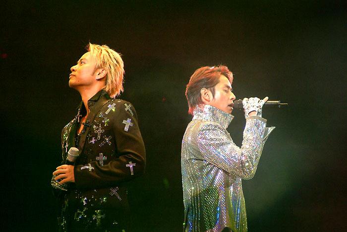 原创为什么我们都爱听老歌这首歌他唱了26年现场依旧催泪