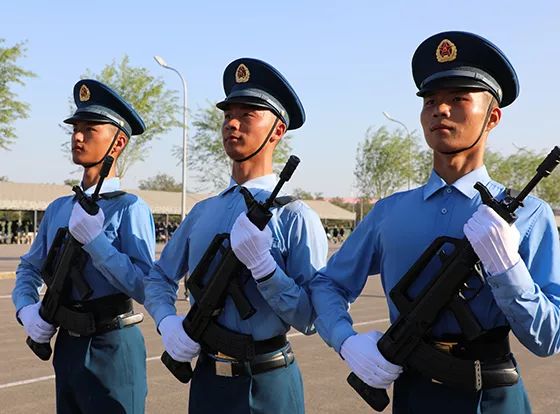 中国人民解放军为什么被称为人民军队?