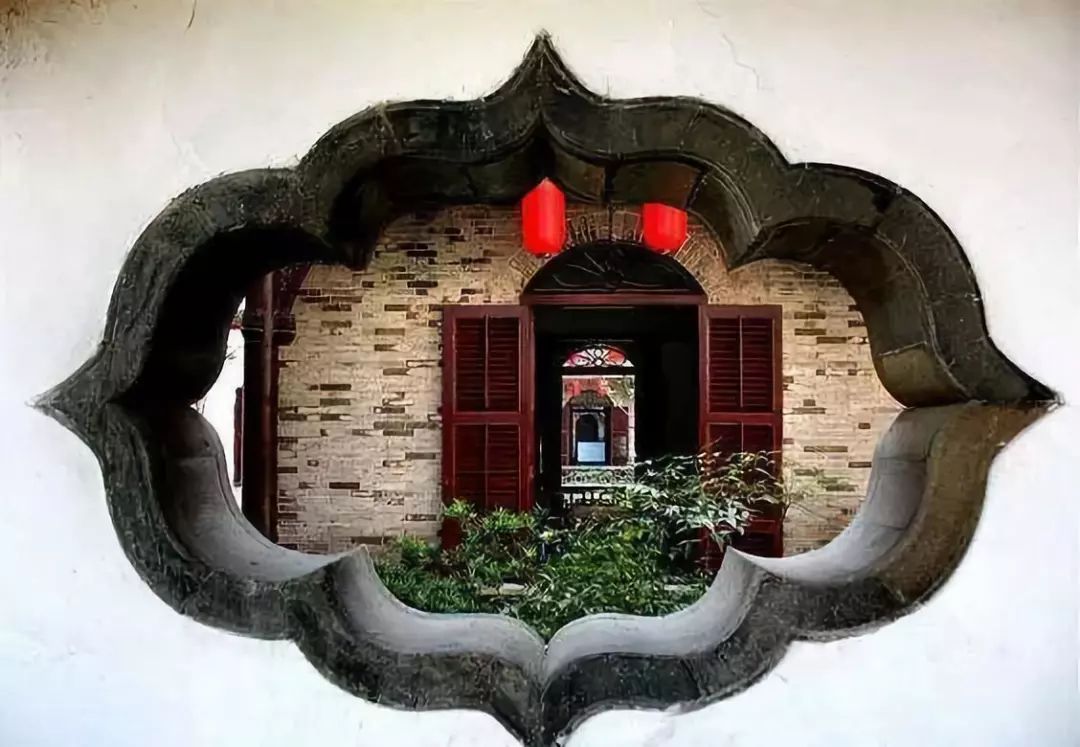 文旅分享中式花窗简单的一角也可呈现无数种美