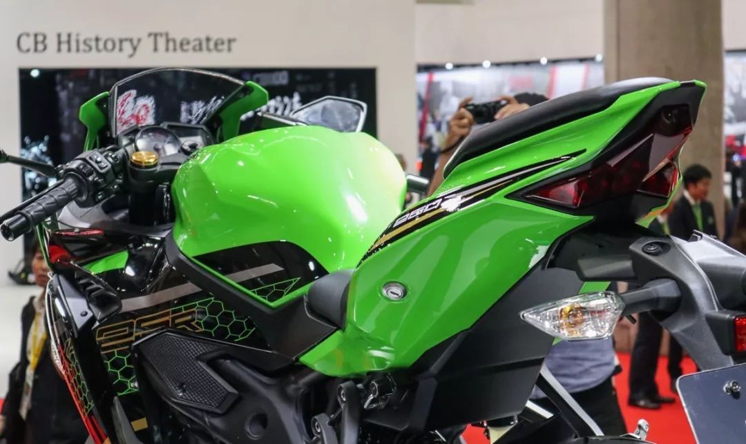 250cc四缸 关于川崎zx25r 你想知道的!公升级电控_搜狐汽车_搜狐网