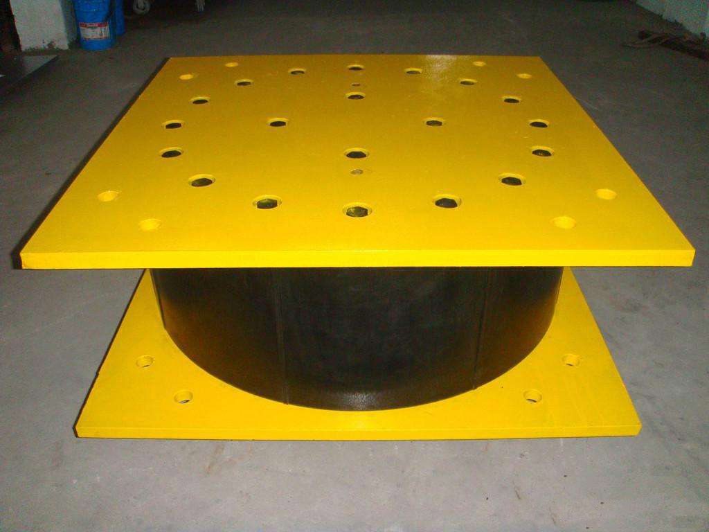 铅芯橡胶支座与普通板式橡胶支座哪个更具有广泛的应用前景